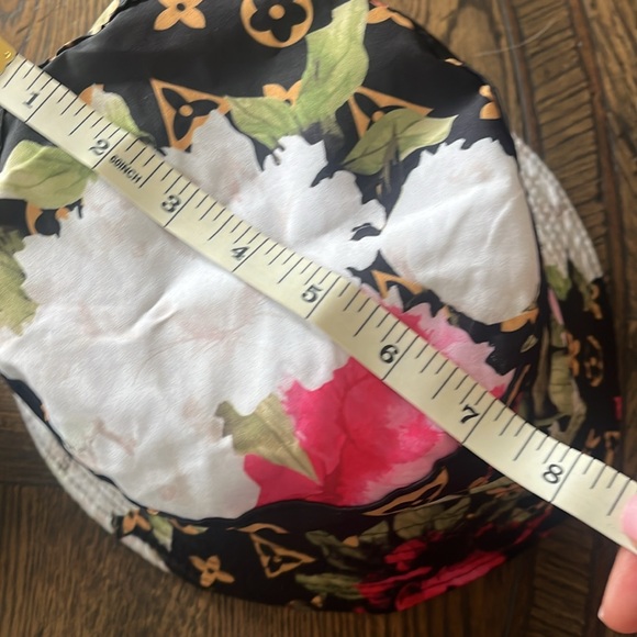 🩷🎉NWT 🎉🩷 FAUX LV BUCKET HAT - Picture 11 of 12